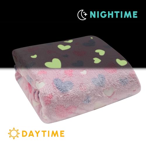 Couverture phosphorescente cœurs roses 127x152 cm pour enfant
