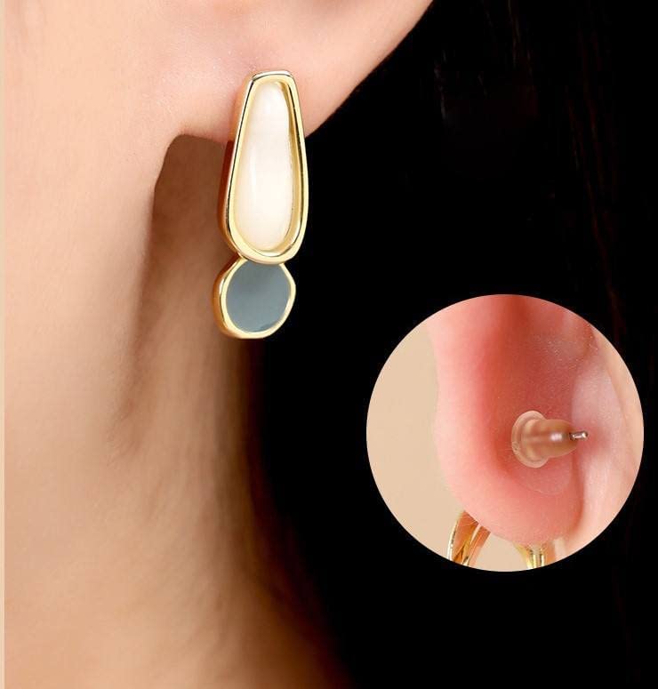 HEDRIX Ear Lobe Tape/Invisible Ear Lobe Support Patch for Heavy Earrings (Pack of 30) 3