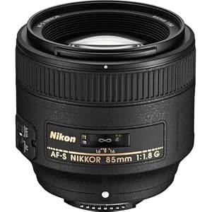 Nikon AF S NIKKOR 85mm f/1.8G Fixed Lens with Auto Focus for Nikon DSLR Cameras