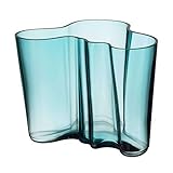 Jede Vase ist ein Unikat. Der Designklassiker aus Finnland