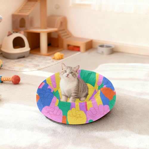 Coussin pour chat miniature idéal pour observer ses gestes mignons au salon - 4
