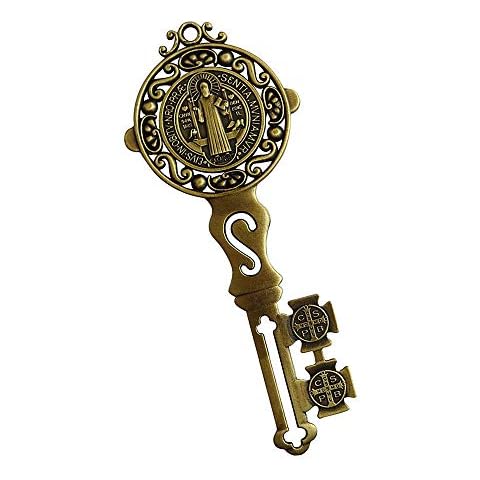 San Rafael Arcangel - Home Decor Catholic Hanging Medal - Vintage St. benedict Key decoration for the wall decor - Christian protection for the door house or kitchen decor - Llave de San benito Dorada Cover