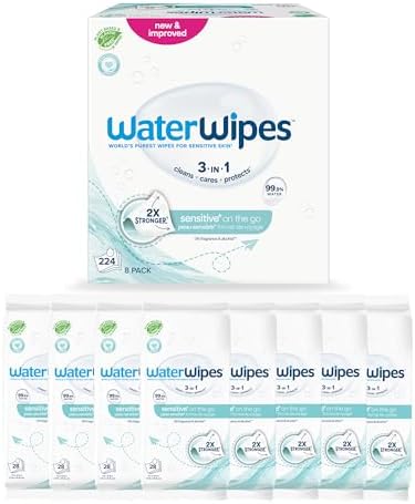 WaterWipes Sensitive+ On The Go Wipes, 99,9% Wasser, parfümfrei, 8 Pack | 3-in-1: reinigt, pflegt & schützt, hypoallergen, 0% Duft & Alkohol, 224 Stück für unterwegs