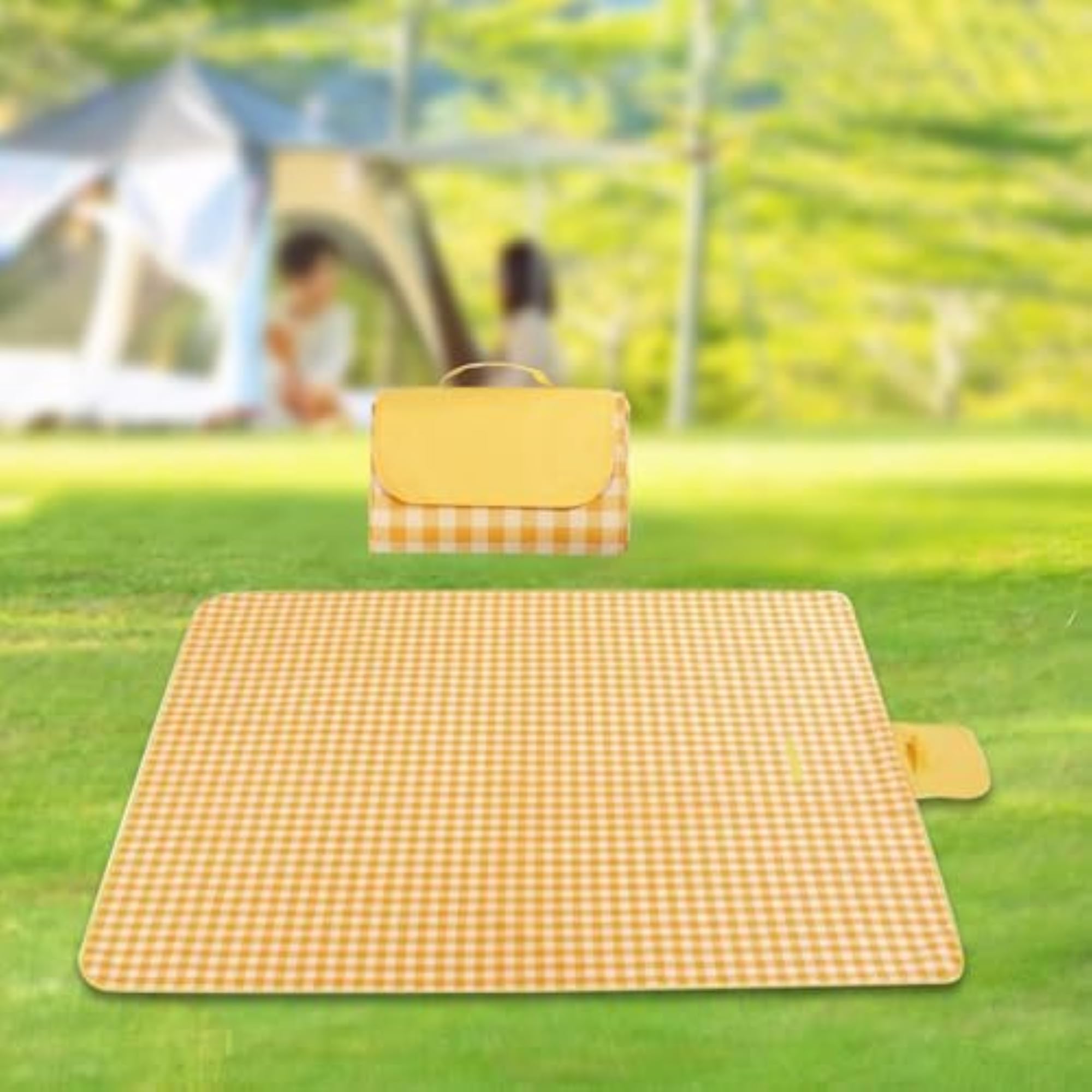 Yellow Plaid Picnic Blanket with Handle, 150cm x 200cm
