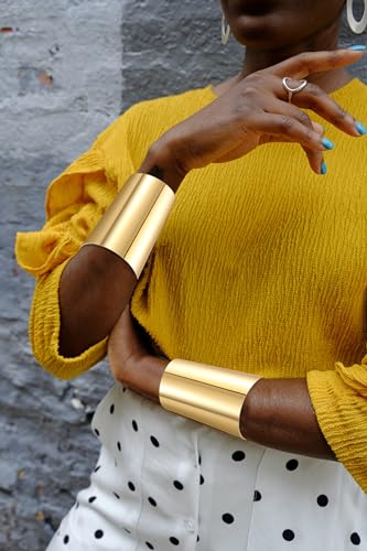 CASDAN 2Pcs Cuff Bangle Bracelet for Women Open Wide Bracelets Gold and Silver Adjustable Wrist Cuff Wrap Bracele3