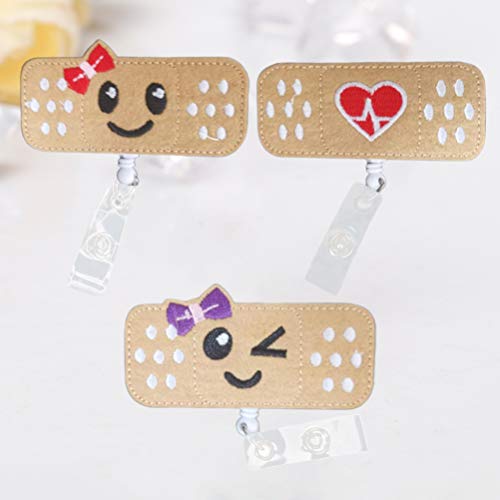 STOBOK Pcs Bandaid 3 Titular Carretel Crachá Titular Crachá Enfermeira Bonito Sentiu Retrátil Crachá