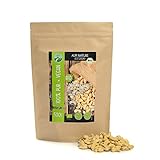 🌿 ANACARDOS: Los anacardos tienen un sabor ligeramente mantecoso y una nota crujiente de nueces. Los anacardos se cultivaron originalmente en Brasil y los marineros portugueses los transportaron a la India. El nombre "anacardo" proviene de la palabra portuguesa "caju", que significa nuez que se reproduce a sí misma. La planta prospera en partes de India, Brasil, Nigeria, Vietnam, Costa de Marfil, Tanzania e Indonesia.