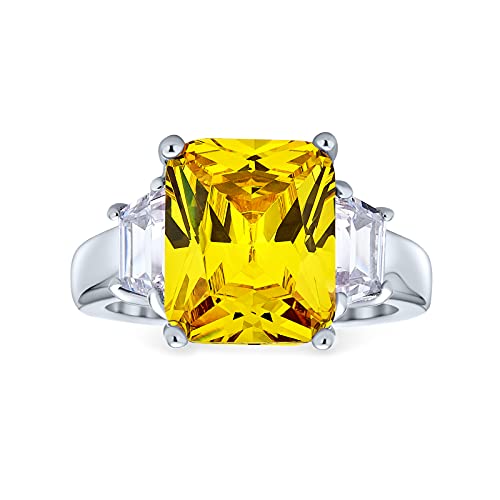 Stile Art Deco .925 Sterling Silver 8CT Canary Yellow AAA CZ Rectangle Emerald Cut Cocktail Statement Engagement Ring per donne Cubic Zirconia Baguette Side Stones