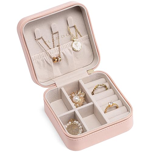 Vlando Travel Jewelry Box Organizer, Portable Jewelry Box, Small Jewelry Organizer Box for Girls Women Gift Rings Earrings Necklaces Storage,Pink