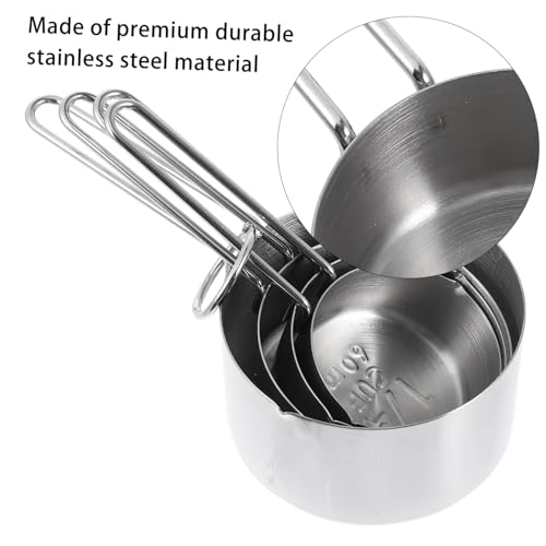 Ustensiles de mesure précise avec tasses et cuillères doseuses pour cuisine