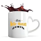 🎁 Offrez un instant de douceur avec ce mug unique ! Parfait pour réchauffer le cœur et égayer la journée, il accompagnera chaque pause café ou thé avec le sourire. Un cadeau du quotidien, à la fois pratique et plein de charme, qui fera plaisir à coup sûr ! ☕✨