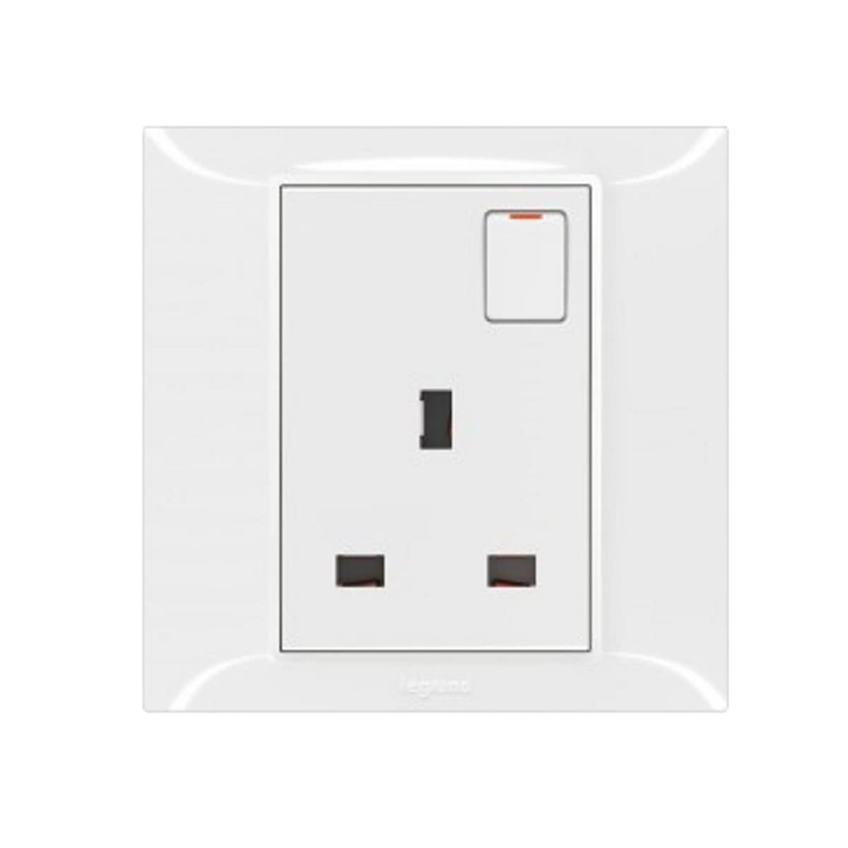 Legrand Single Pole Switched Socket, 617641, Belanko S, 1 Gang, 13A, 250V