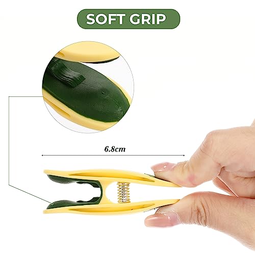 Fabsome Clothes Pegs for Washing Line, Pack of 20 Strong Grip Non Slip Washing Pegs, Soft Grip Long Lasting Plastic Laundry Pegs with Rubber Pad (Bright Colour, 20 Pcs) - Image 4