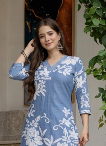 Image of Women's Floral Printed Cotton Blend 3 /4th Sleeve Knee Length V-Neck Kurta and Pant Set for Women (Pack Of 1)