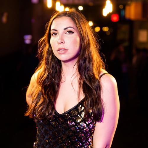 Episode 102: Caitlin Cook - Stage Scares, Stall Stories