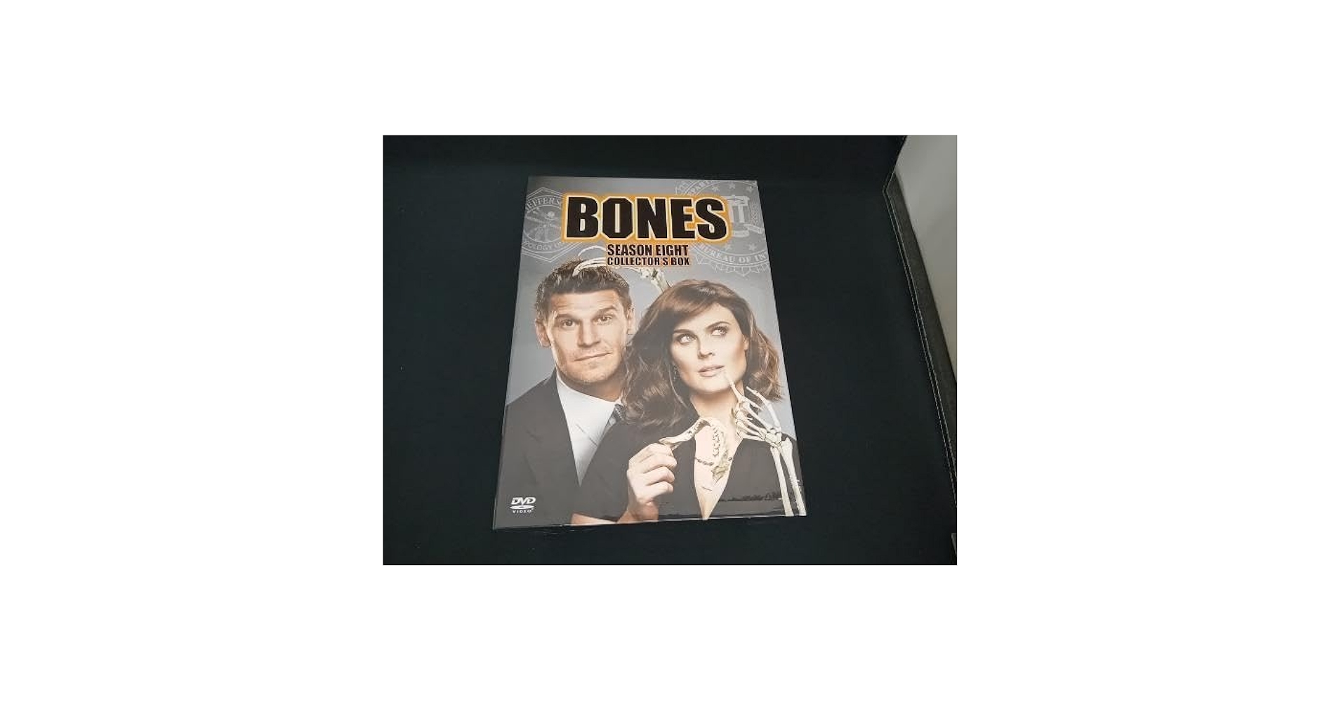 Amazon.co.jp: (エミリーデシャネル) DVD BONES-骨は語る
