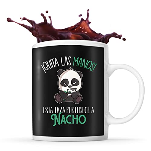 Planetee Taza con el nombre Nacho | Esta taza pertenece a nombre | Taza de café y té con un simpático pero malhumorado panda. Original idea para regalar a un amigo, familiar o colega