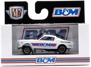 M2 Machines 32500-R97-24-139 164 Scale Auto-Thentics White B&M Mustang Gasser