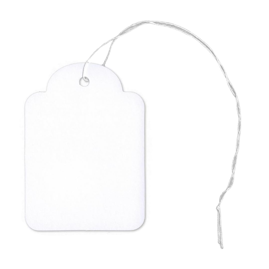POKORNYS - 1.000 blanko Preisetiketten mit Faden (50 x 70 mm) weiß I Etiketten zum Beschriften I Preisschilder aus Karton mit Baumwollfaden I Anhänger, Hängeetikett, Geschenkanhänger für Kleidung uvm.