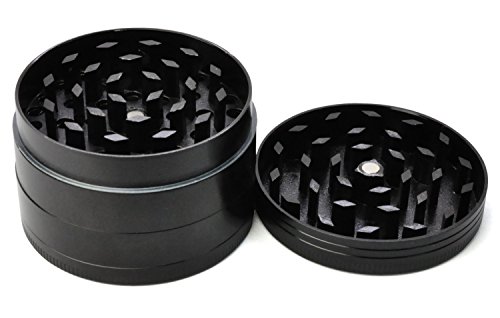 LIHAO Pollen Grinder Crusher für Spice Kräuter Gewürze Herb 4-teilig Set mit Pollen Scraper (Schwarz)