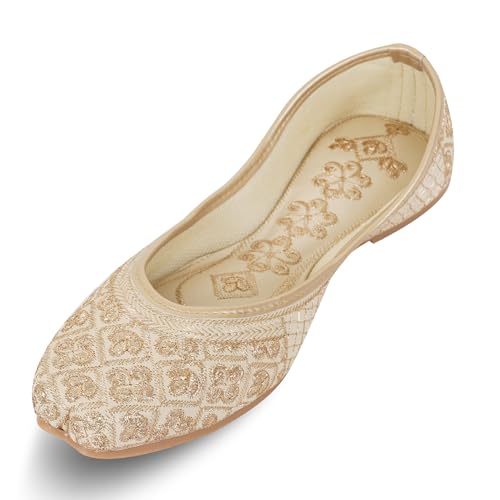Image of Women's Embroidered Rajasthani Mojari Jutti | Ethnic Punjabi Juttis for Women & Girls | Flat Slip-On Footwear for Wedding, Festive & Casual Wear