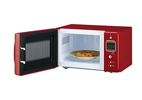 Daewoo KOR-7LRER Retro Countertop Microwave Oven 0.7 Cu. Ft., 700W | Pure Red
