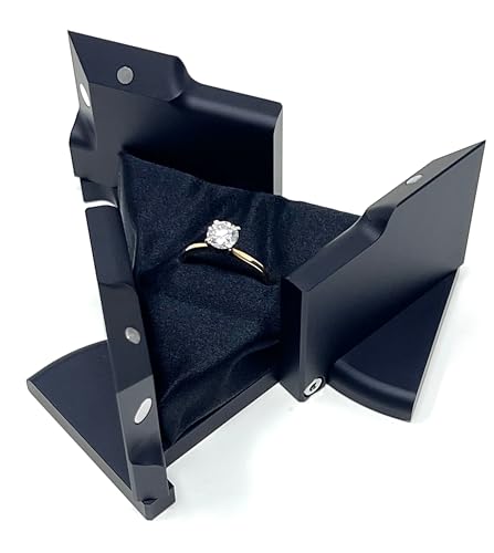 DEGREES° OF FREEDOM Authentic Kinetacube™ Ring Box (Classic Black)