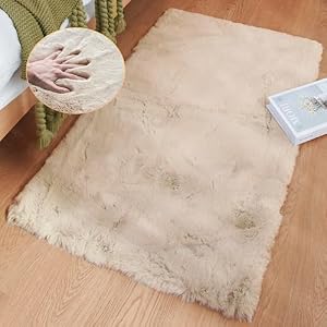 ORINOVA Teppich Schlafzimmer Beige Waschbar Flauschig 60×90 cm Fellteppich Kunstfell Wohnzimmer Kinderzimmer Teppich Weich Klein Deko Rechteckig