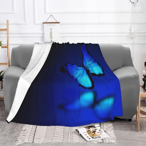 Couverture de camping en flanelle bleue pour vos soirées nature - 4