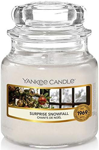 Yankee Candle Scented Candle | Tree Farm Festival Small Jar Candle | Burn Time: up to 30 Hours