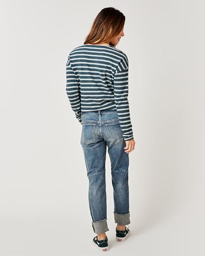 Carve Designs Carson Boyfriend Jeans for Women - Mid-Rise & Relaxed Fit3