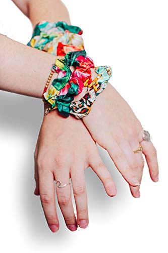 Medi+Sons Supply Designer Silk Washable Women's Face Mask Covering Gift Set With Matching Mask, Hair Scrunchie And Carry Bag, Designer Floral #TOP4