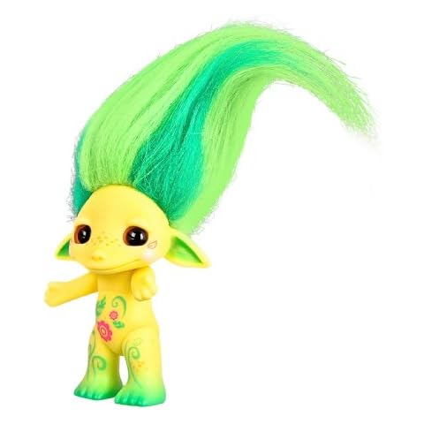 The Zelfs Medium 2.5" Figure: Elfa Forest Elf Cover