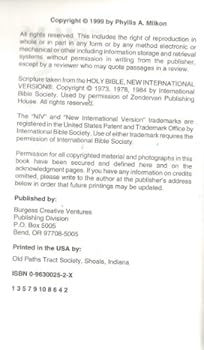 Paperback Earthly Angels: David Chen's Survival of Famine and Persecution Book