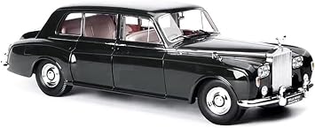 PAR 98217 1:18 Rolls Royce Phantom V Racing Green (RHD) Diecast Model Replica