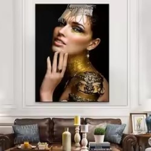 Impressions sur toile de femme dorée pour créer un salon chic et accueillant