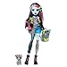 Produktbild Monster High Frankie Stein-Puppe in Jeansjacke und Shorts, zum Lieferumfang gehören auch Ihr Hund Watzie und Zubehörteile wie EIN Rucksack, EIN Snack und EIN Notizbuch, HXH73