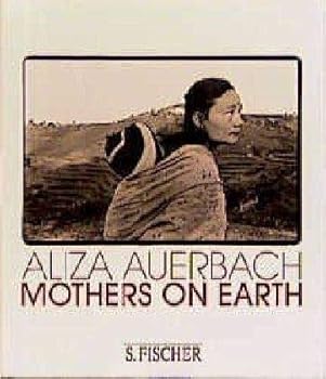 Hardcover Mothers on Earth. [German] Book