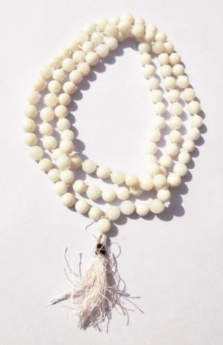 White Hakik (Agate) mala - Hindu Buddhist Prayer beads | 108+1 beads | Size: 8 MM