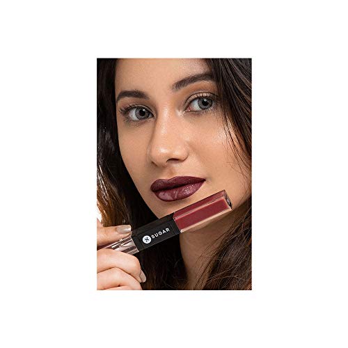 Image of SUGAR Cosmetics - Smudge Me Not - Lip Duo - 18 Divine Praline (Dusty Burgundy) - 3.5 ml - 2-in-1 Duo Liquid Lipstick with Matte Finish and Moisturizing Gloss