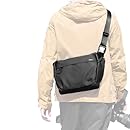 [Ulanzi] カメラバッグ ショルダーバッグ スリングバッグ 仕切り調整可 サイドハンドル&ショルダーバッグ 撥水加工 収納用ショルダーバッグ カメラケース 一眼レフカメラなどに適用 多機能防水バッグ デジタル収納袋 バッテリー/USB充電器/SDカード用 カメラアクセサリー収納バッグ 軽量 防水 旅行 出張 小物入れ カメラマン・vlogger向け