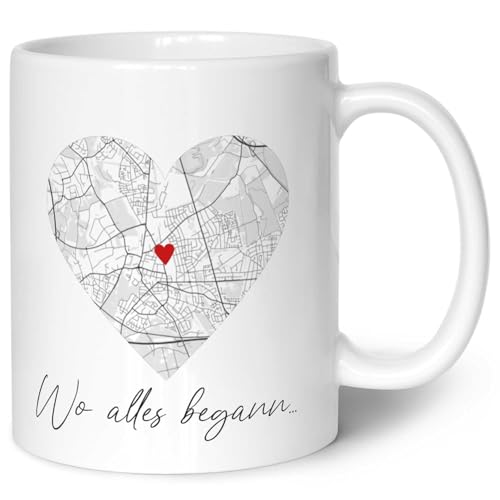 GRAVURZEILE Bedruckte Tasse mit dem Motiv - Wo alles begann - Mit deinem Wunschort - Ideal als Hochzeitsgeschenk - Personalisierte Geschenke f&uuml;r Frauen - Geschenk zum Jahrestag - Wei&szlig;