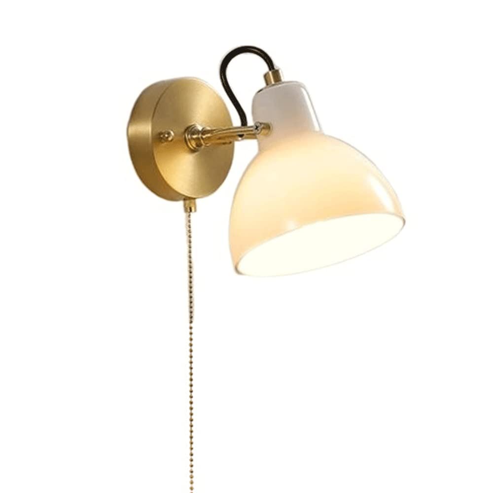 Lampe de chevet réglable minimaliste pour une ambiance de lecture apaisante dans la chambre