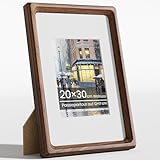 Cadeau intemporel : ce cadre photo en noyer de 20 x 30 cm se distingue par sa facette ronde unique et ses tons naturels riches qui donnent à n'importe quelle pièce un charme chaleureux et moderne du milieu du siècle. Son design élégant et polyvalent s'adapte à la fois aux intérieurs classiques et modernes, ce qui en fait un cadeau attentionné et significatif pour les anniversaires, les mariages, les pendaisons de crémaillère, les vacances ou d'autres occasions spéciales, parfait pour conserver des souvenirs de vie.