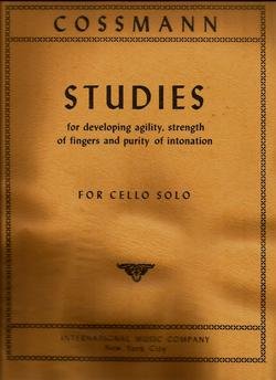 Paperback Studies for developing agility, strength of fingers and purity of intonation Book