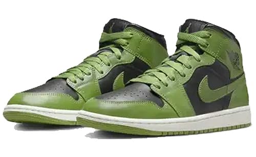 Image of Nike Women's Air Jordan 1 Mid Sneaker