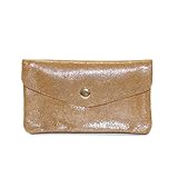 RANGEMENTS & ESPACES: 2 compartiments principaux, dont 1 pochette zippée et 1 ouverte pour pièces de monnaie, billets, cartes de crédit, pièce d'identité, permis de conduire. Il dispose 1 petite pochette plaquée entre les deux compartiments.