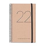 CONTIENE: anualidad semana a la vista horizontal, hoja datos personales, recomendaciones, calendario bimensual en cada doble página, hojas para notas, hojas para direcciones.
