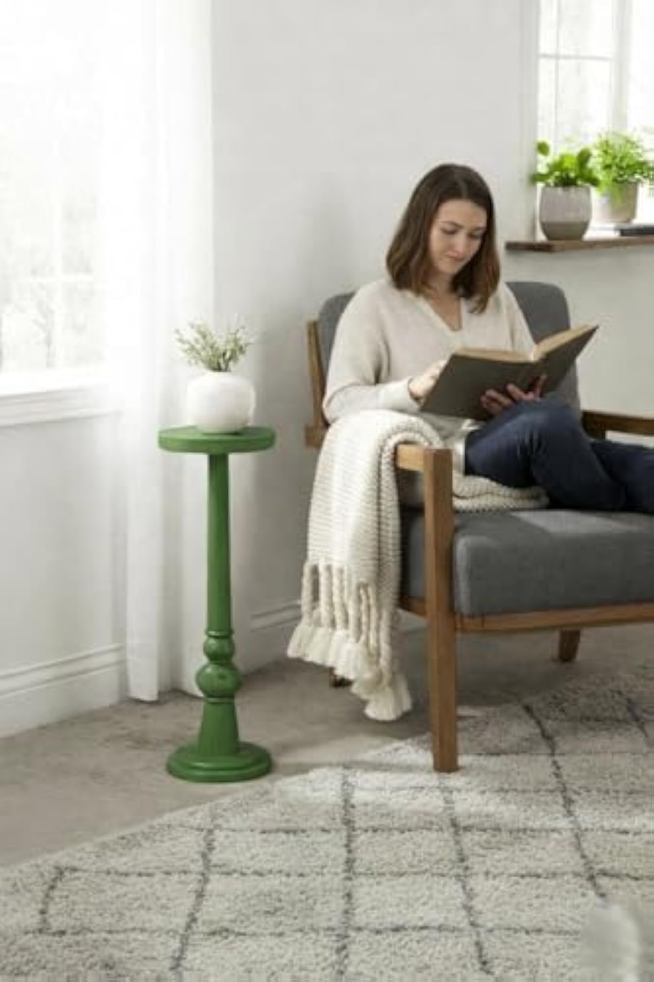 Mango Wood Farmhouse Round Shape Table for Living Room