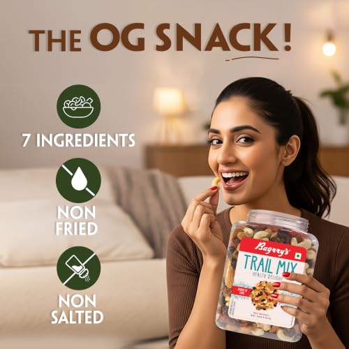 Image of Bagrry's Trail Mix 1kg | 7 in 1 Ingredients | Californian Almonds | Cashews | Cranberries | Dates | Pumpkin Seeds | Green & Black Raisins | High Protein | Source of Fibre | Oil-Free | Non-Salted | Guilt-free Anytime Snack | Dry fruit mix | Mix nuts | Re-usable jar